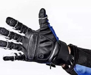 3D printing technology applies mechanical gloves to print automobile parts