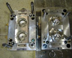 Some measures to improve the life of die casting die